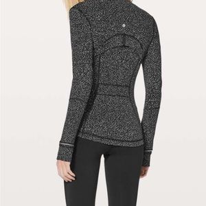 Lulu lemons define jacket like new